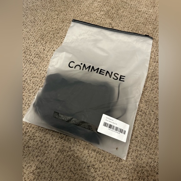 Commense Ruched Mesh Crop Top - Picture 4 of 4